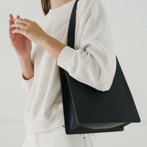 BAGGU black leather tote bag